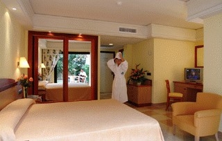 Hotel Green Oasis Crystal Beach