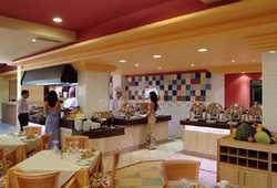 Hotel Green Oasis Crystal Beach