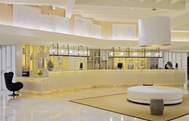 Hotel H10 Conquistador