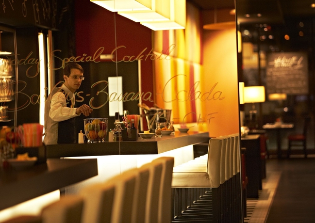 Hotel HOLIDAY INN ZURICH MESSE