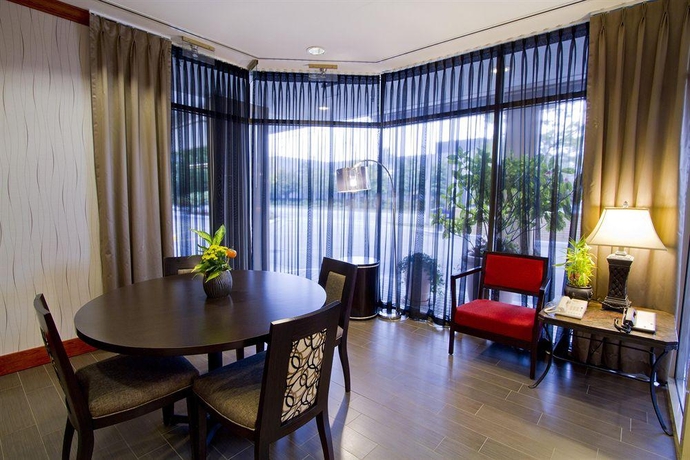 Hotel Hampton Inn Vancouver Airport