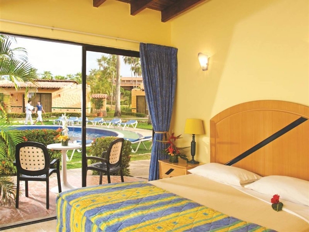 Hotel Hesperia Playa El Agua