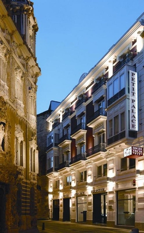 Hotel High Tech Petit Palace Bristol