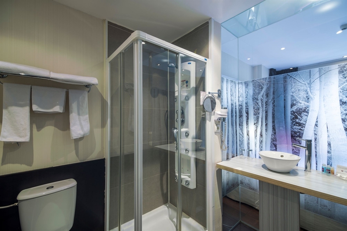 Hotel High Tech Petit Palace Ducal