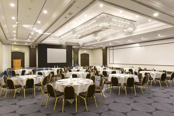 Hotel Hilton Paris Charles de Gaulle Airport