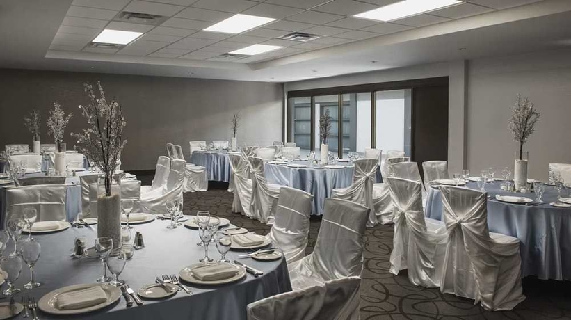 Hotel Hilton Suites Winnipeg Airport