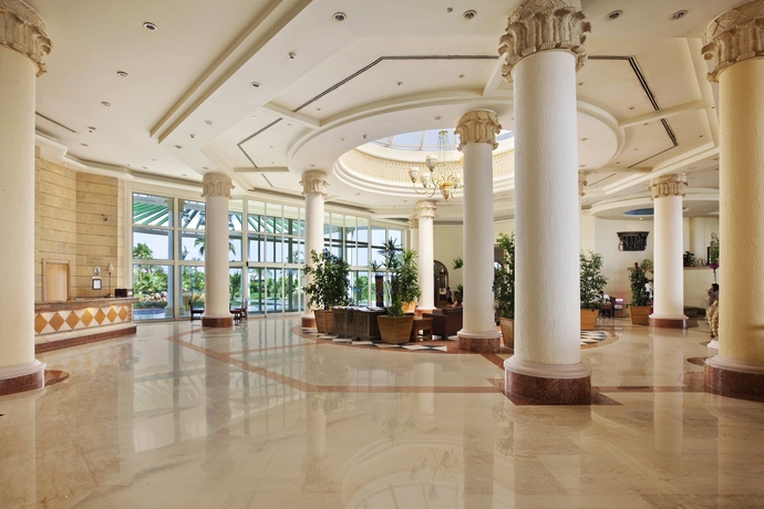 Hotel Hilton Waterfalls Resort