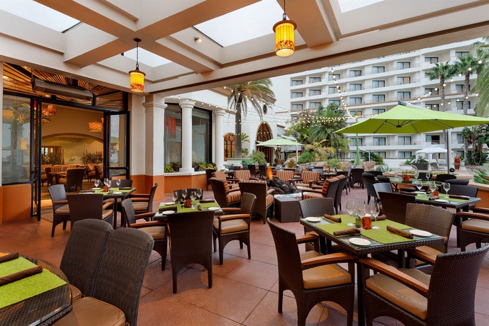 Hotel Hilton Waterfront Beach Resort