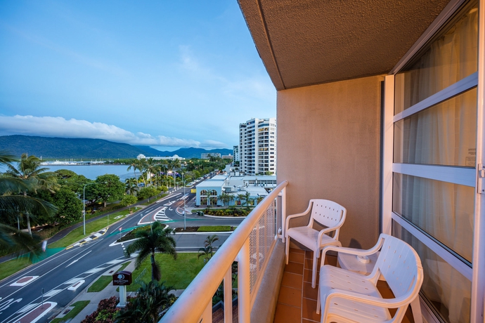 Hotel Holiday Inn Cairns
