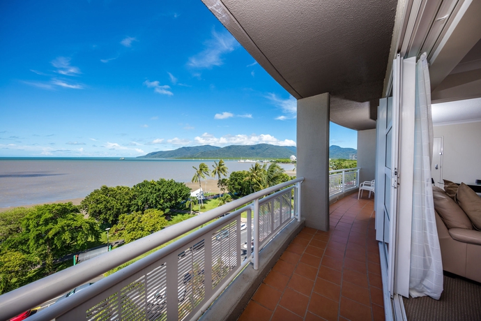 Hotel Holiday Inn Cairns