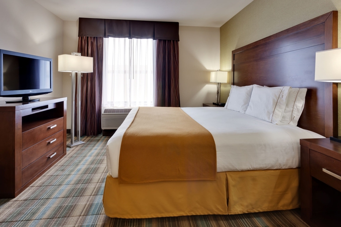 Hotel Holiday Inn Express N Suites S