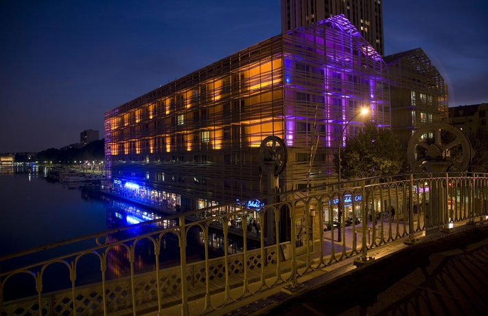 Hotel Holiday Inn Express Paris - Canal De La Villette