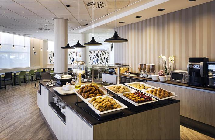 Hotel Holiday Inn Express Valencia San Luis