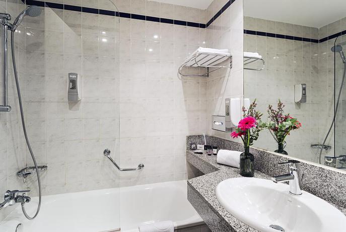 Hotel Holiday Inn Express Valencia San Luis