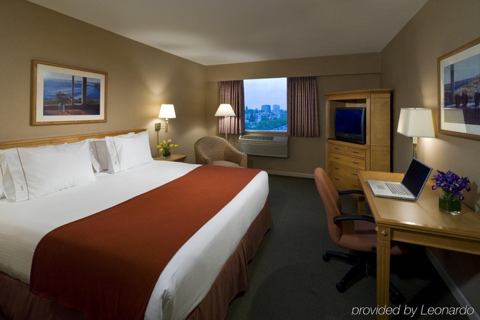 Hotel Holiday Inn Express Vancouver Airport