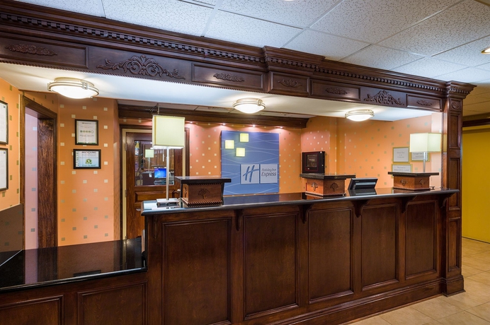 Hotel Holiday Inn Express Washington DC East-Andrews AFB