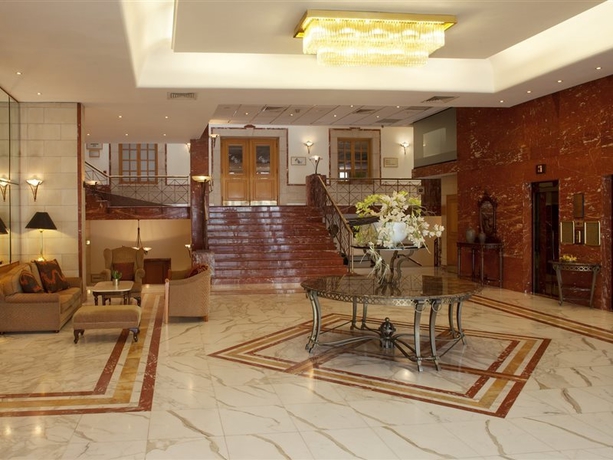 Hotel Holiday Inn