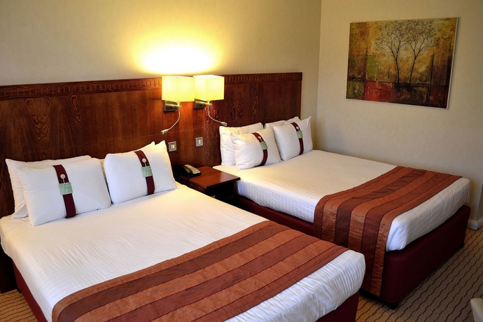 Hotel Holiday Inn