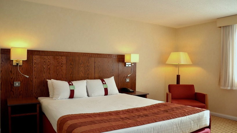 Hotel Holiday Inn