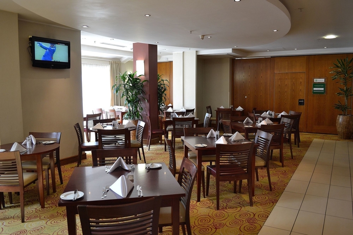 Hotel Holiday Inn
