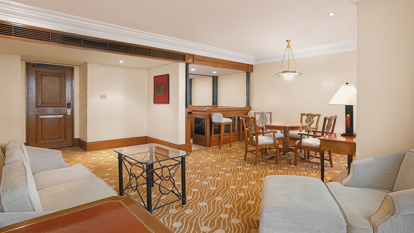 Hotel Holiday Inn Galleria Manila