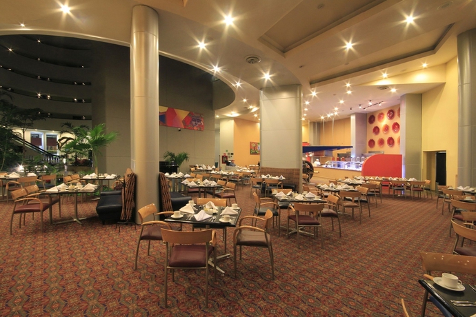 Hotel Holiday Inn Monterrey Parque Fundidora