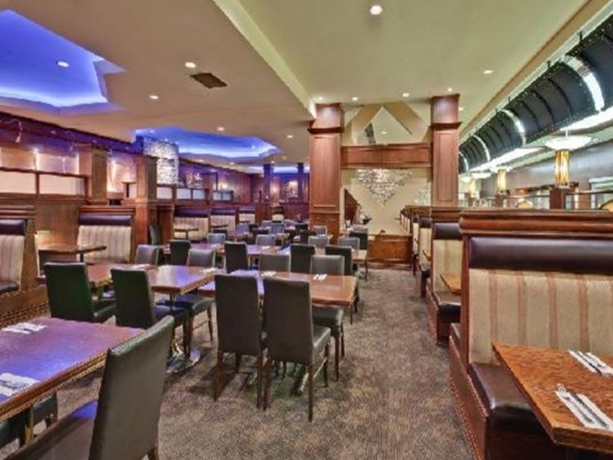 Hotel Holiday Inn Montreal Midtown