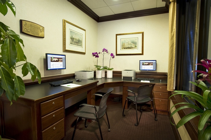 Hotel Holiday Inn National