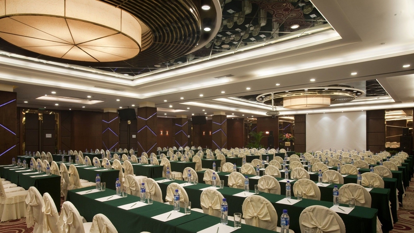Hotel Holiday Inn Riverside Wuhan