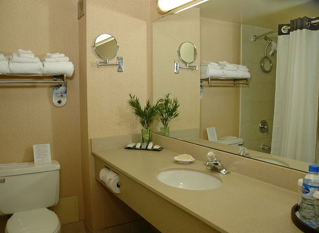 Hotel Holiday Inn Select Halifax Centre