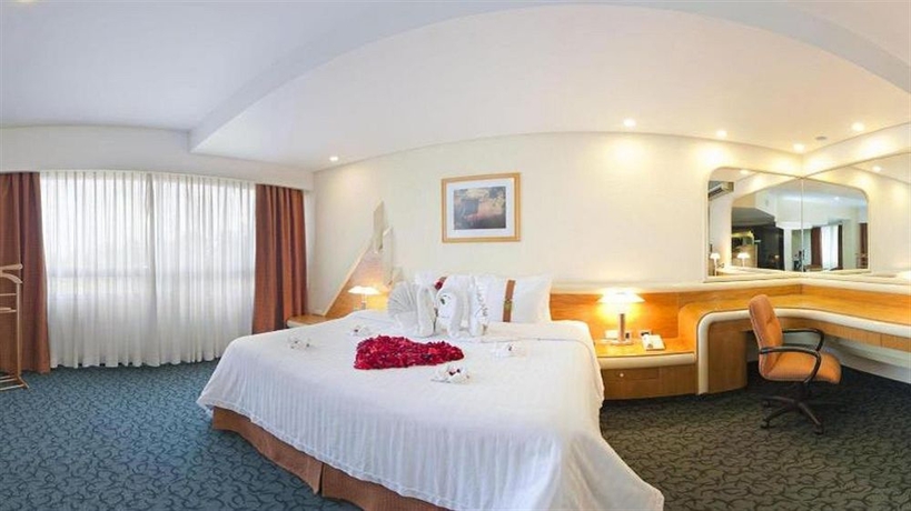 Hotel Holiday Inn ciudad de México Plaza Dalí
