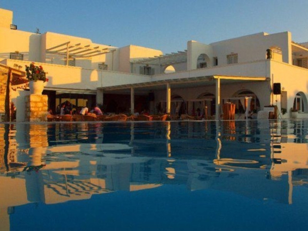 Hotel Holiday Sun
