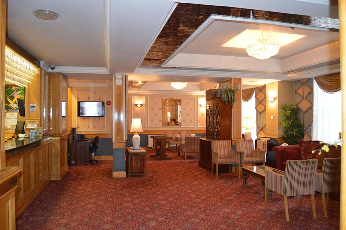 Hotel Holiday Villa