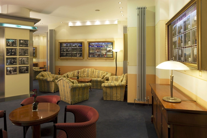 Hotel Hollywood Media