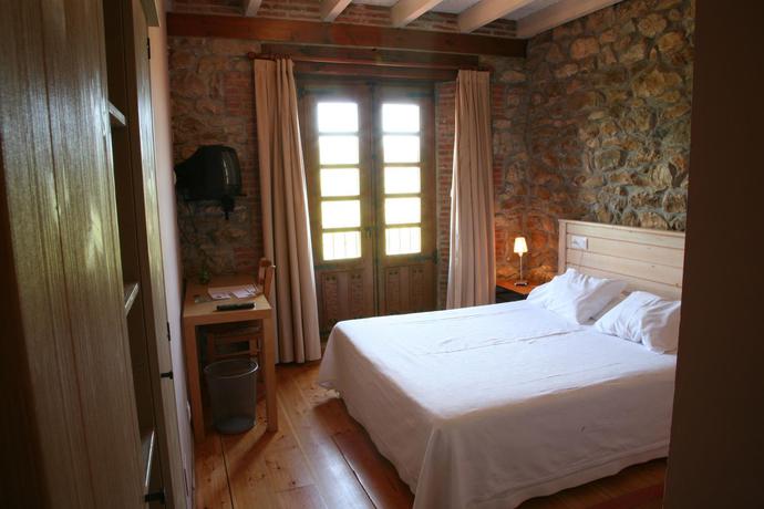 Hotel Hospederia Santillana