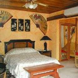 Hotel Hostal Real Los Robles