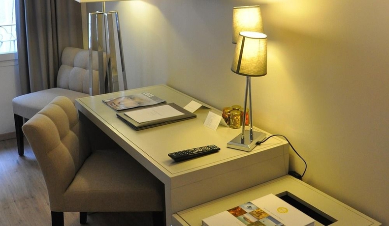 Hotel Hostellerie Du Vallon De Valrugues