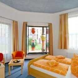 Hotel Hotel In Der Grunen Zitadelle Von Magdeburg