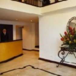 Hotel Howard Johnson Emaus