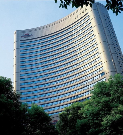 Hotel Howard Johnson Plaza