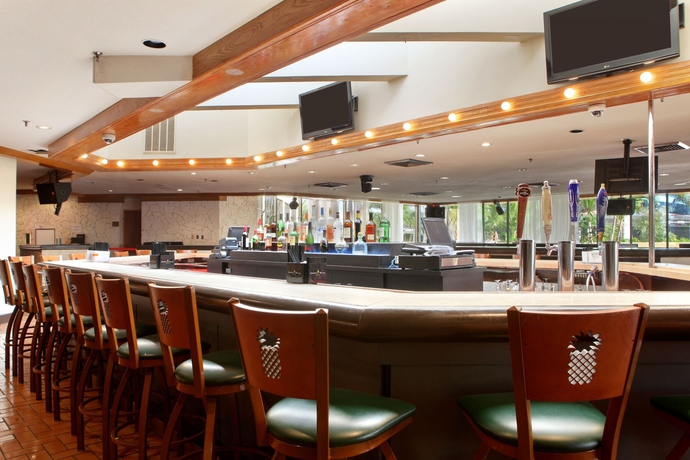 Hotel Howard Johnson Plaza Miami Airport