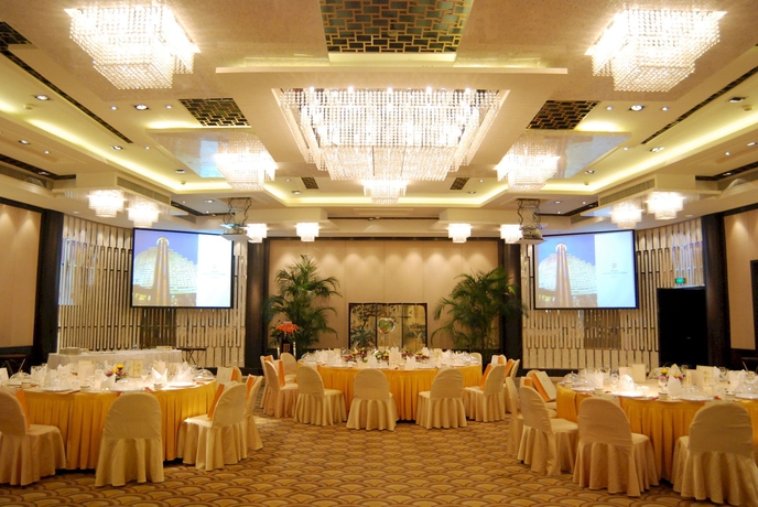 Hotel Hua Ting And Towers