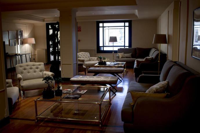 Hotel Husa Arcipreste de Hita