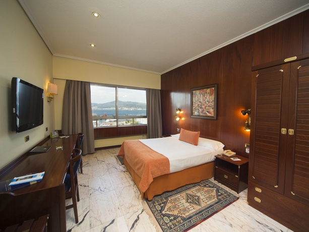 Hotel Husa Bahia de Vigo