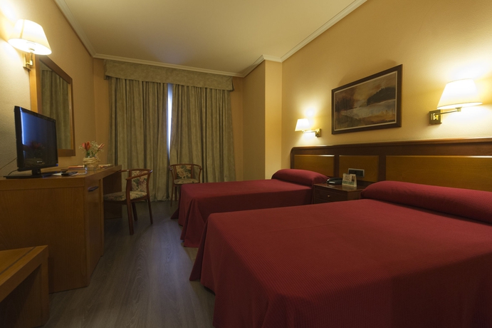 Hotel Husa Galicia Palace