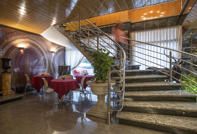 Hotel Husa Imperial