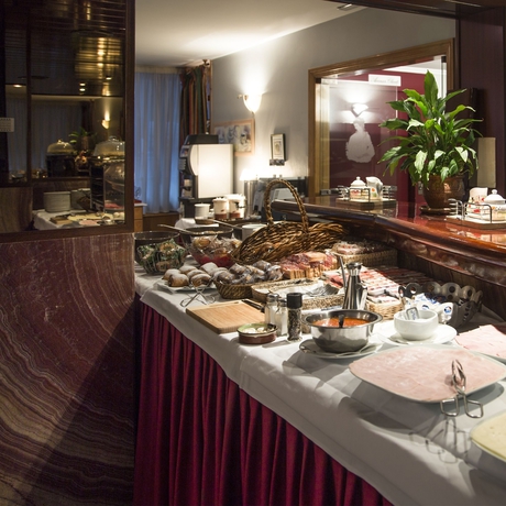 Hotel Husa Imperial