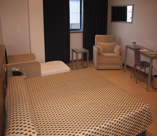 Hotel Husa Mas Camarena