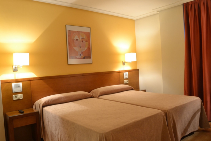 Hotel Husa Ogalia