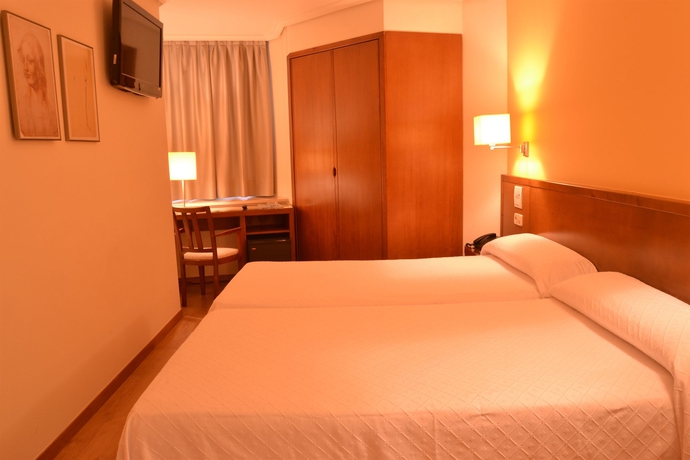 Hotel Husa Ogalia